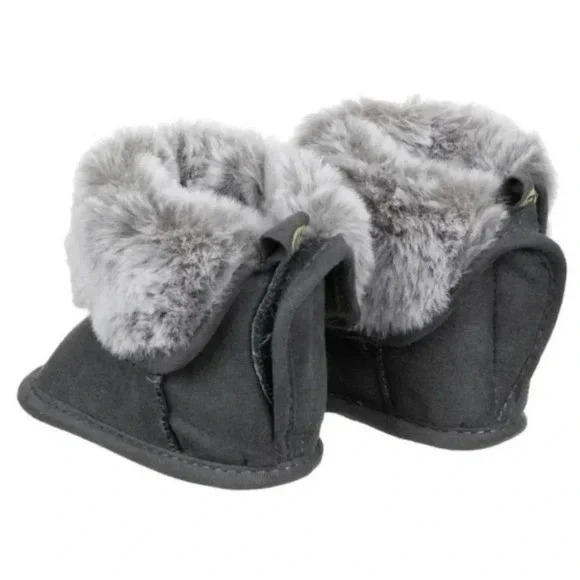 FIRST STEPS | Baby Girls Faux Fur Booties in Gray sz 0/3M, 6/9M - Picture 10 of 10